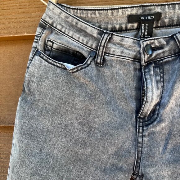 Forever 21 Stone Washed Gray High-Rise Skinny Jegging Jeans With Button & Zip Cl - Picture 7 of 14